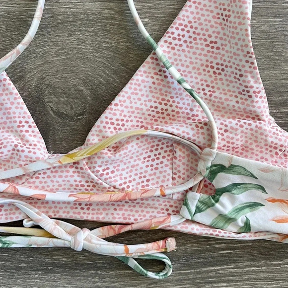 Rip Curl La Bonita Reversible Crop & Hi Waist Cheeky Bottom, bone - Picture 13 of 15